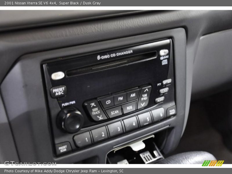 Super Black / Dusk Gray 2001 Nissan Xterra SE V6 4x4