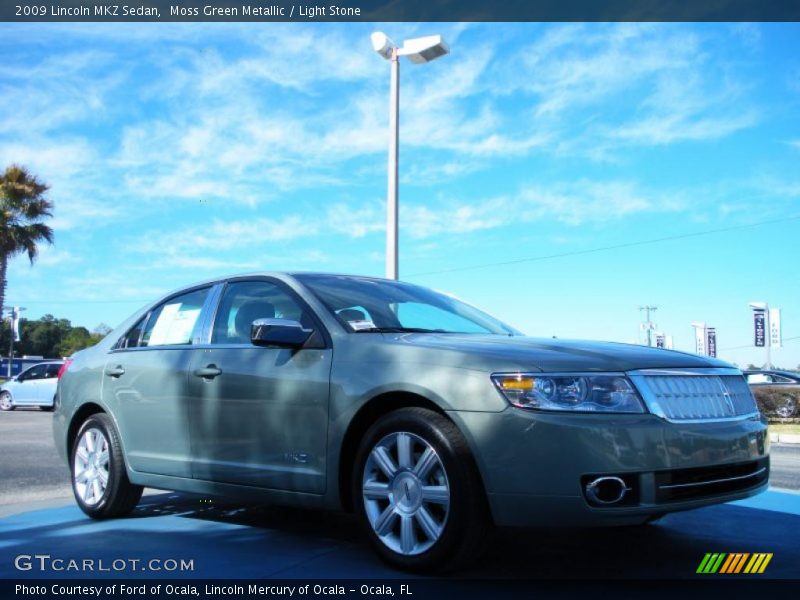 Moss Green Metallic / Light Stone 2009 Lincoln MKZ Sedan