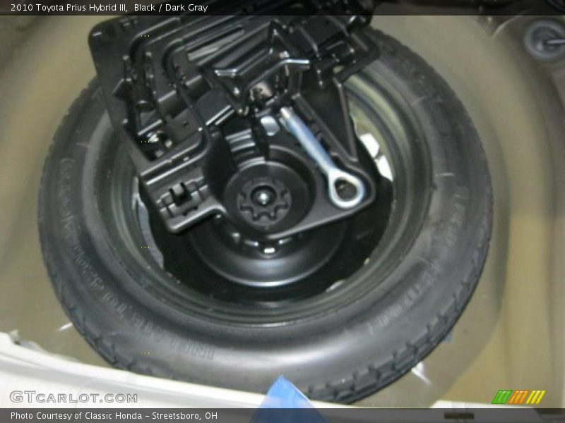 Black / Dark Gray 2010 Toyota Prius Hybrid III