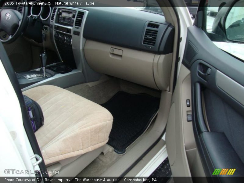Natural White / Taupe 2005 Toyota 4Runner SR5