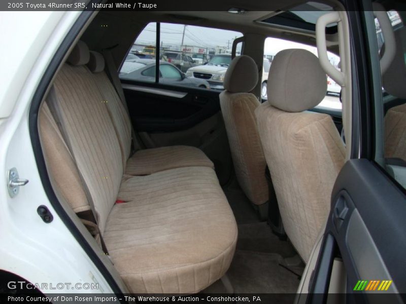 Natural White / Taupe 2005 Toyota 4Runner SR5