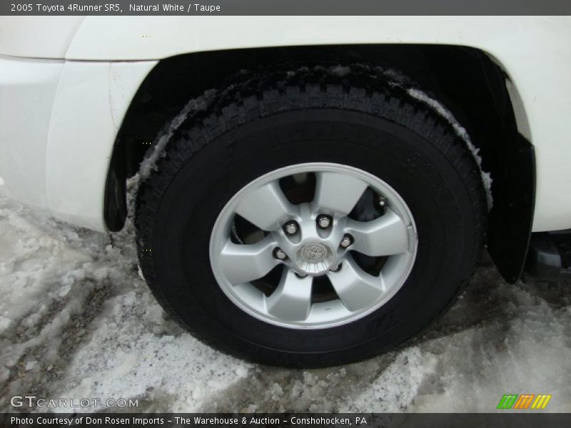 Natural White / Taupe 2005 Toyota 4Runner SR5
