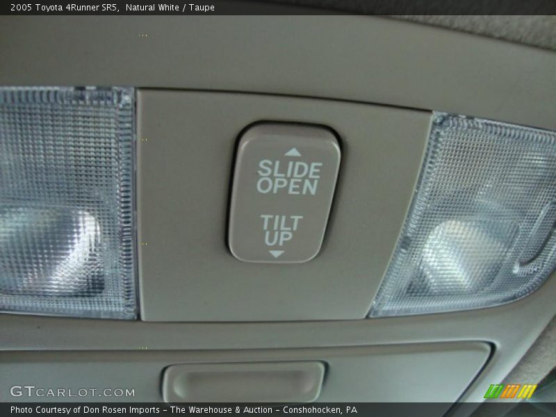 Natural White / Taupe 2005 Toyota 4Runner SR5