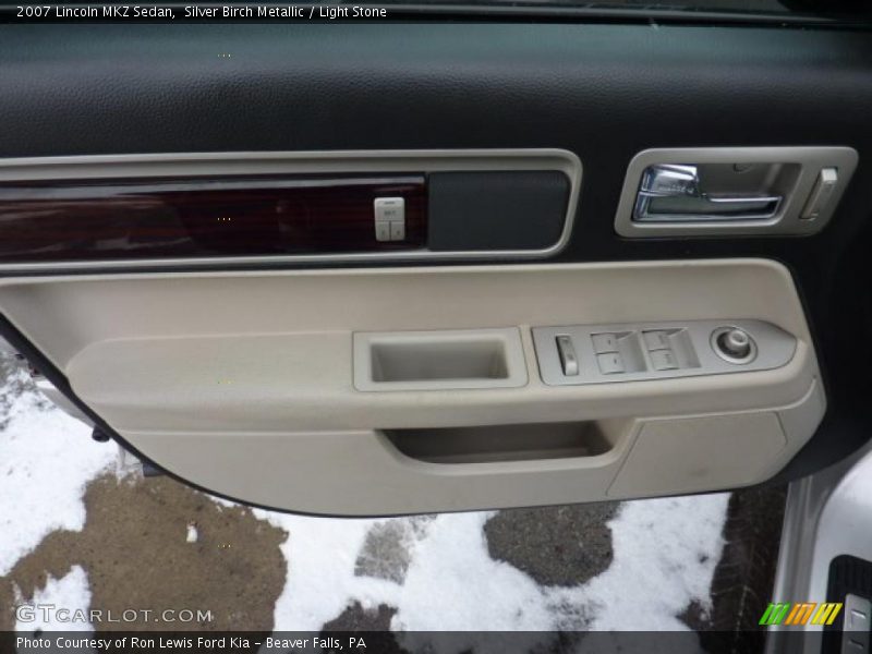Silver Birch Metallic / Light Stone 2007 Lincoln MKZ Sedan
