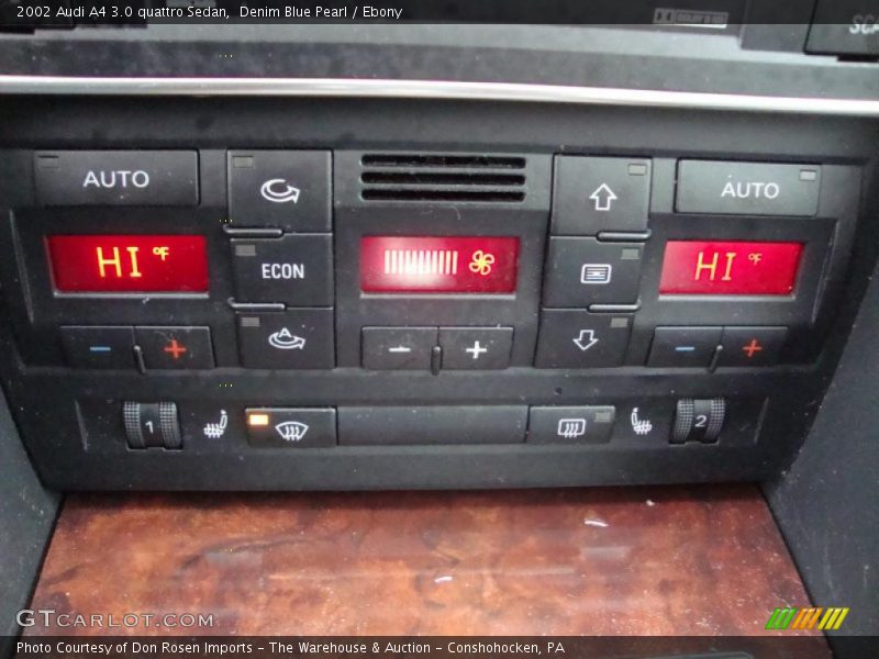 Controls of 2002 A4 3.0 quattro Sedan