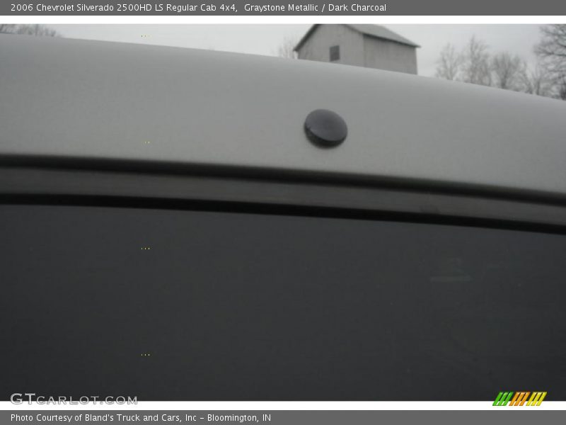 Graystone Metallic / Dark Charcoal 2006 Chevrolet Silverado 2500HD LS Regular Cab 4x4