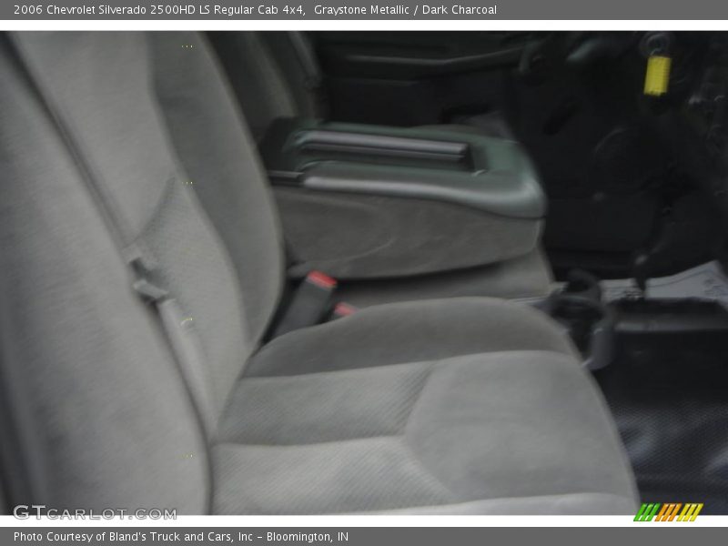 Graystone Metallic / Dark Charcoal 2006 Chevrolet Silverado 2500HD LS Regular Cab 4x4