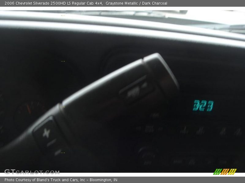 Graystone Metallic / Dark Charcoal 2006 Chevrolet Silverado 2500HD LS Regular Cab 4x4