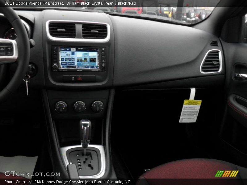 Brilliant Black Crystal Pearl / Black/Red 2011 Dodge Avenger Mainstreet