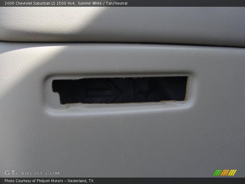 Summit White / Tan/Neutral 2006 Chevrolet Suburban LS 1500 4x4