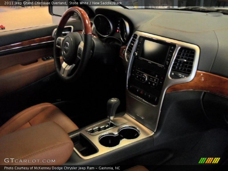 Stone White / New Saddle/Black 2011 Jeep Grand Cherokee Overland