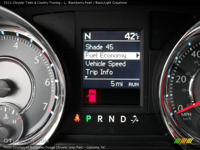 Blackberry Pearl / Black/Light Graystone 2011 Chrysler Town & Country Touring - L