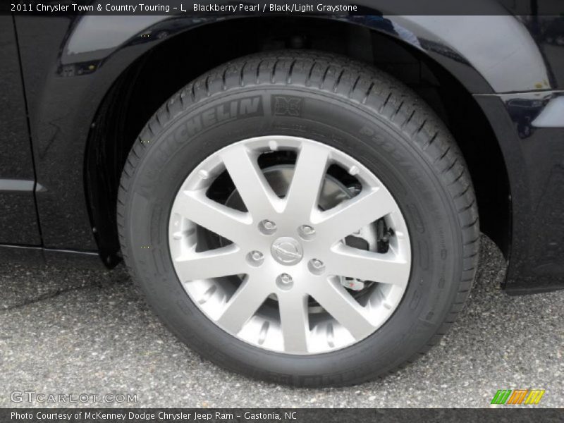 Blackberry Pearl / Black/Light Graystone 2011 Chrysler Town & Country Touring - L