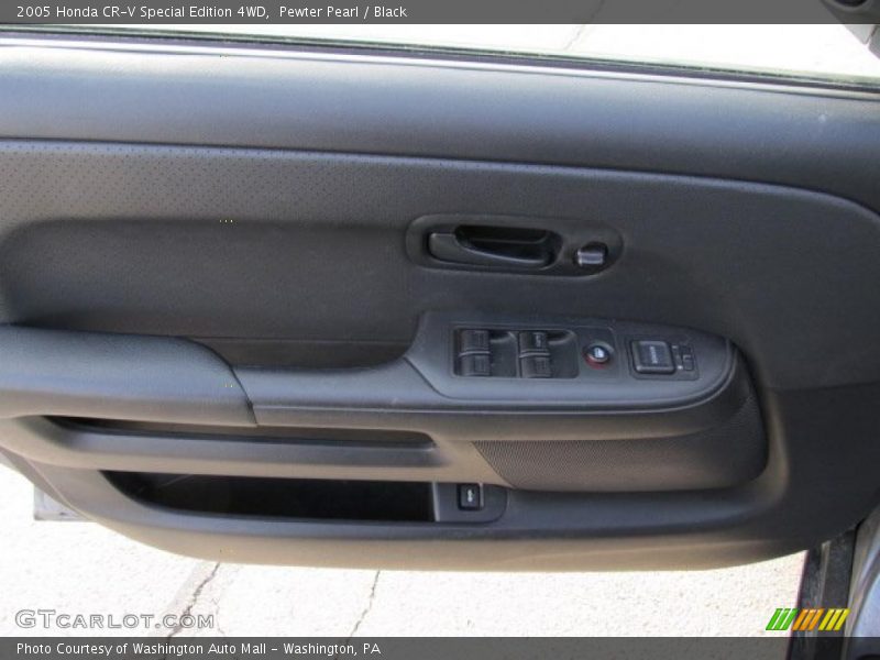 Pewter Pearl / Black 2005 Honda CR-V Special Edition 4WD