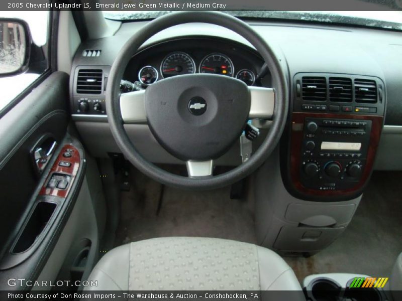 Emerald Jewel Green Metallic / Medium Gray 2005 Chevrolet Uplander LS