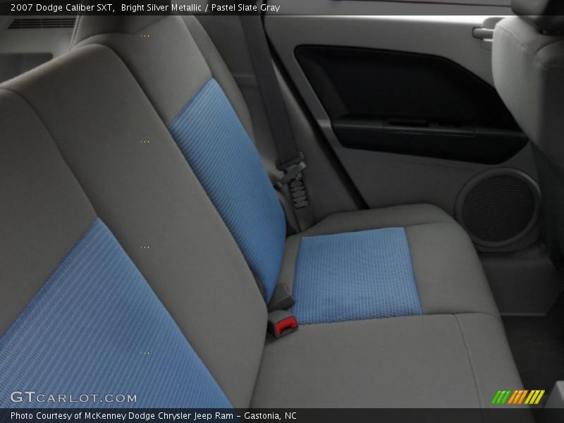 Bright Silver Metallic / Pastel Slate Gray 2007 Dodge Caliber SXT