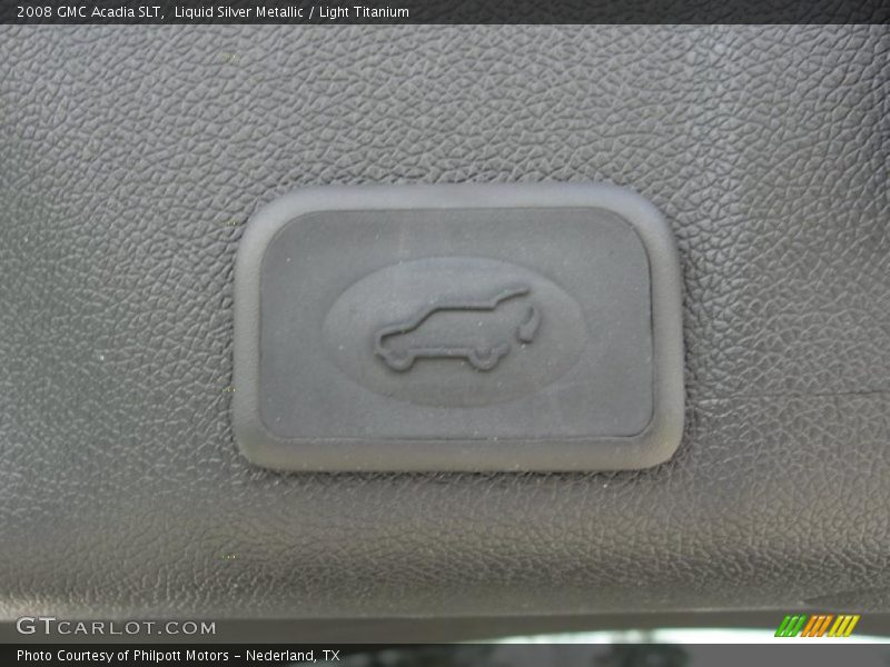 Liquid Silver Metallic / Light Titanium 2008 GMC Acadia SLT