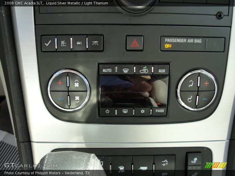 Liquid Silver Metallic / Light Titanium 2008 GMC Acadia SLT
