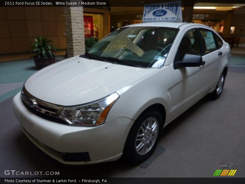 White Suede / Medium Stone 2011 Ford Focus SE Sedan