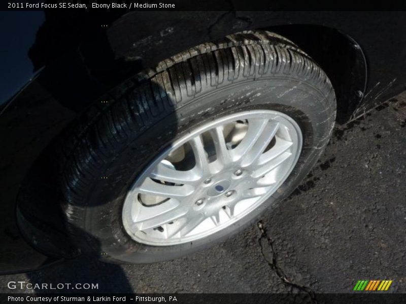 Ebony Black / Medium Stone 2011 Ford Focus SE Sedan