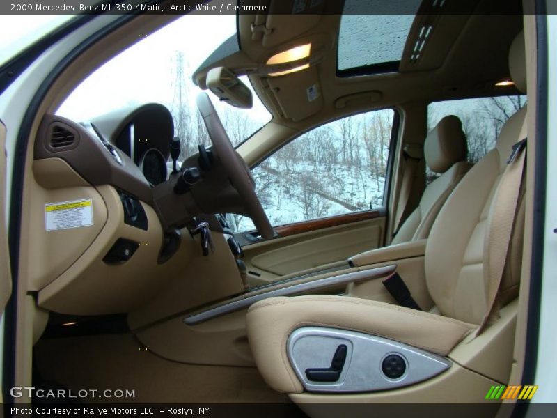 Arctic White / Cashmere 2009 Mercedes-Benz ML 350 4Matic
