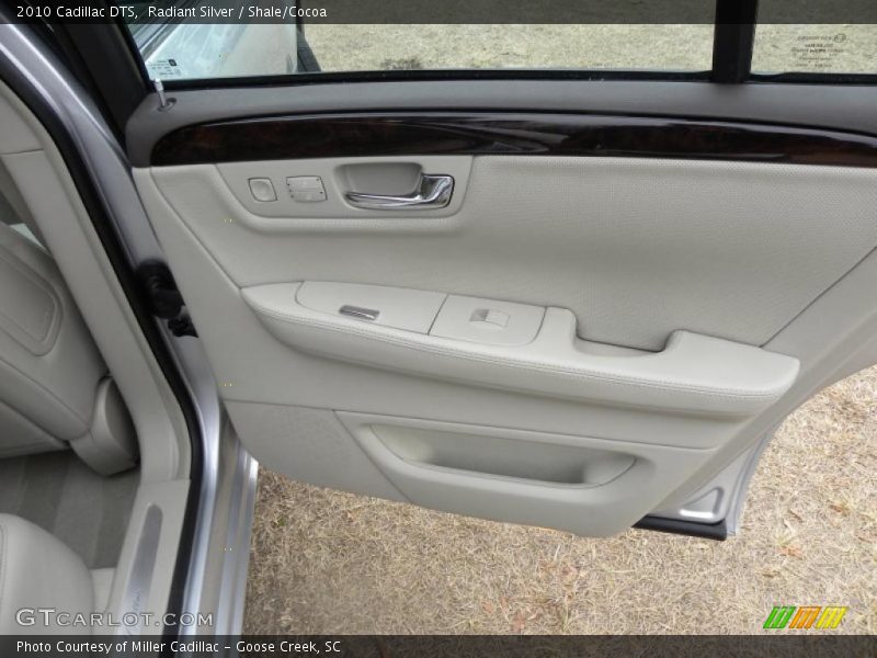 Radiant Silver / Shale/Cocoa 2010 Cadillac DTS