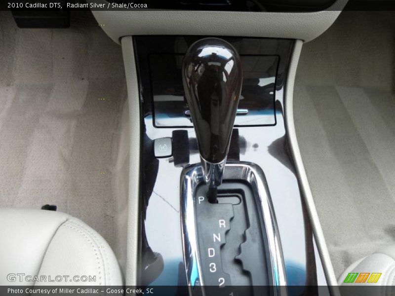 Radiant Silver / Shale/Cocoa 2010 Cadillac DTS