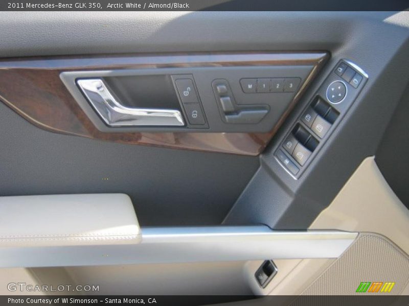 Arctic White / Almond/Black 2011 Mercedes-Benz GLK 350
