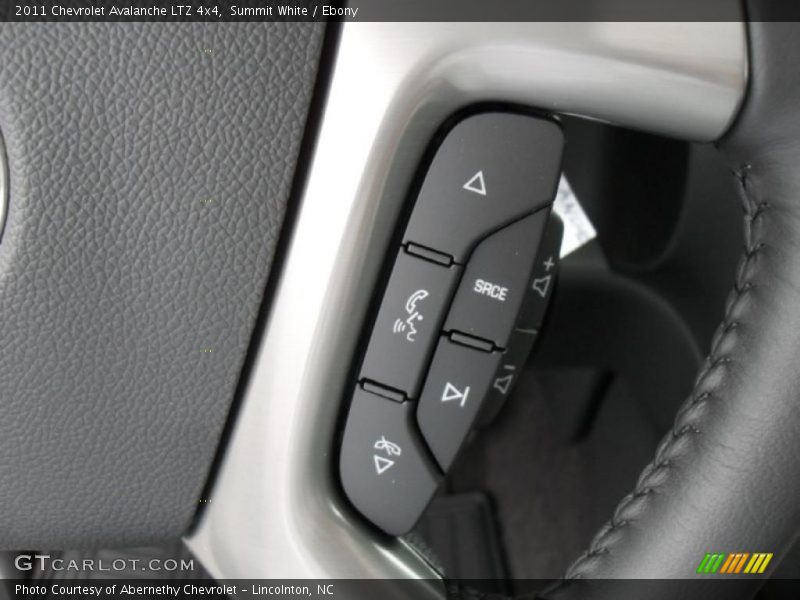 Summit White / Ebony 2011 Chevrolet Avalanche LTZ 4x4