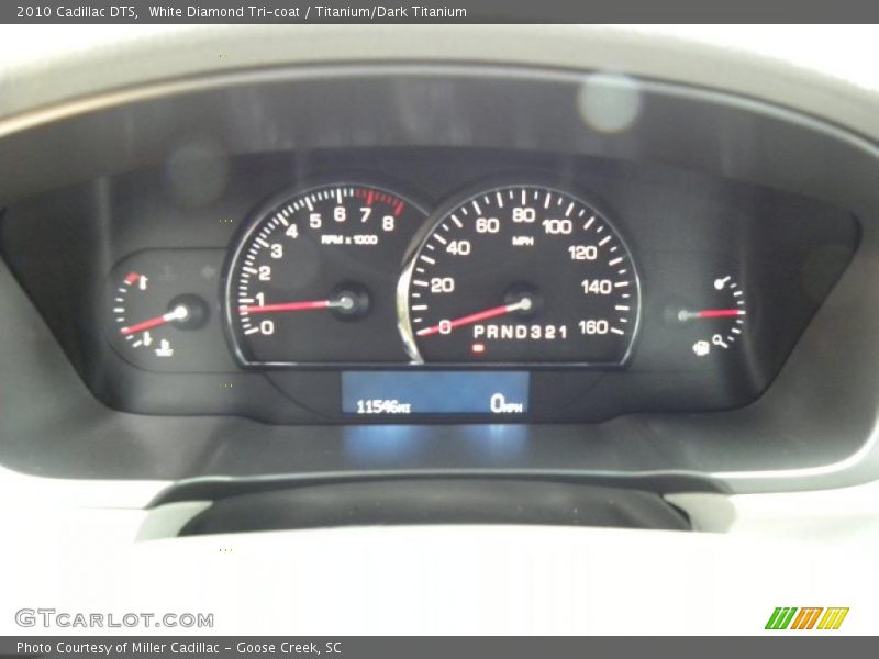 White Diamond Tri-coat / Titanium/Dark Titanium 2010 Cadillac DTS