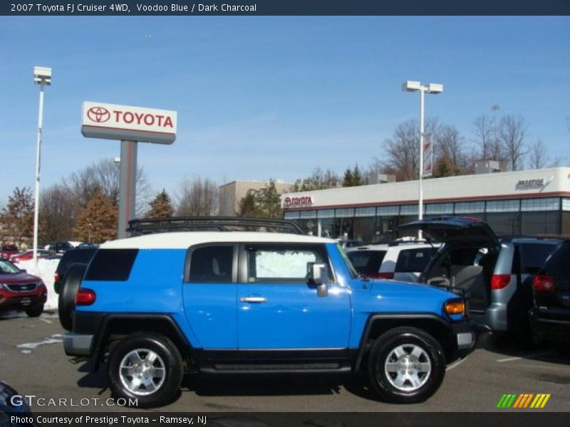 Voodoo Blue / Dark Charcoal 2007 Toyota FJ Cruiser 4WD