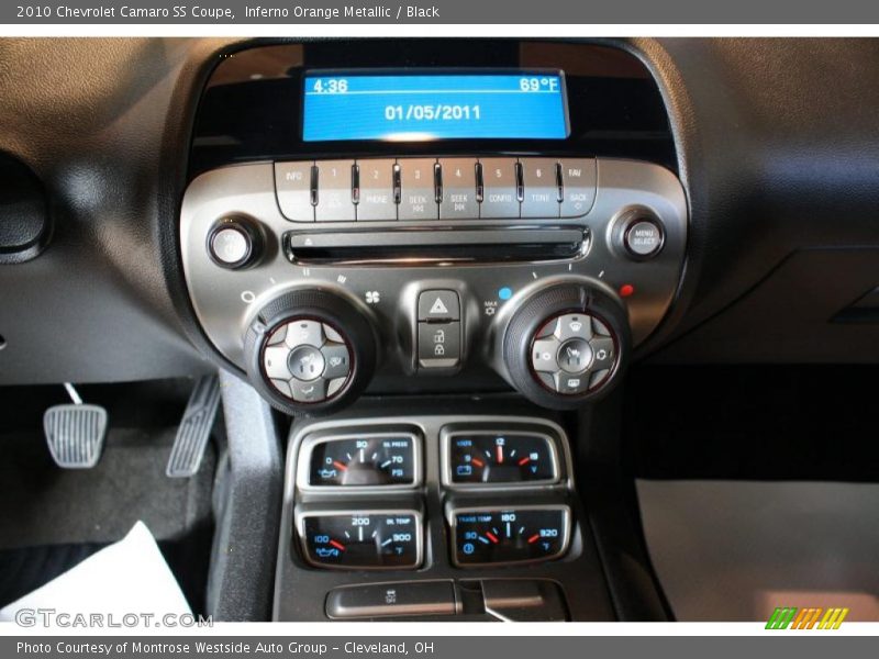 Controls of 2010 Camaro SS Coupe