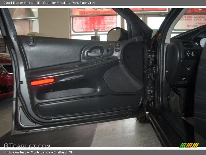 Graphite Metallic / Dark Slate Gray 2004 Dodge Intrepid SE