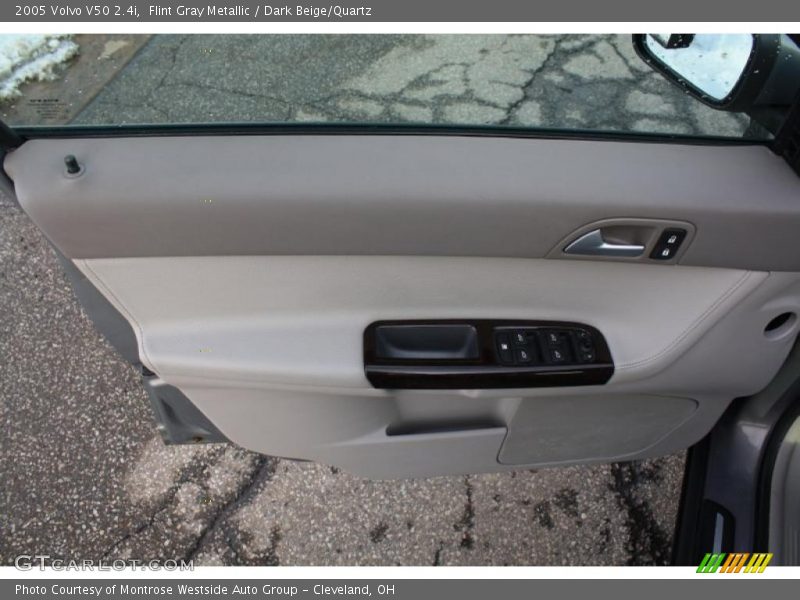 Flint Gray Metallic / Dark Beige/Quartz 2005 Volvo V50 2.4i