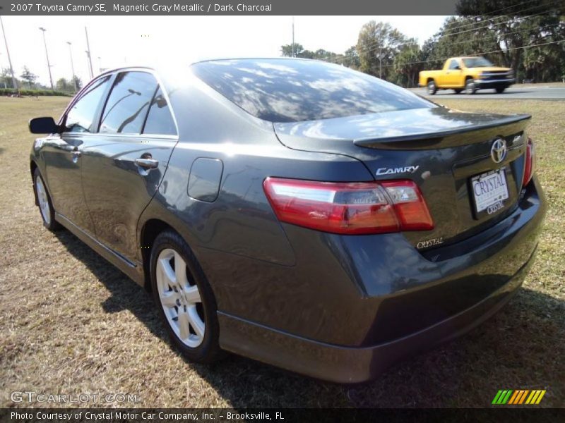 Magnetic Gray Metallic / Dark Charcoal 2007 Toyota Camry SE