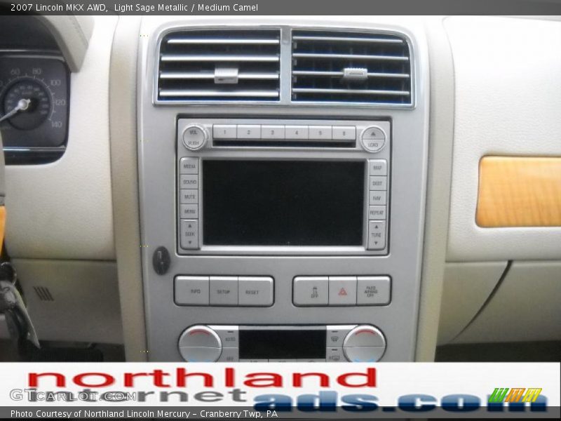 Light Sage Metallic / Medium Camel 2007 Lincoln MKX AWD