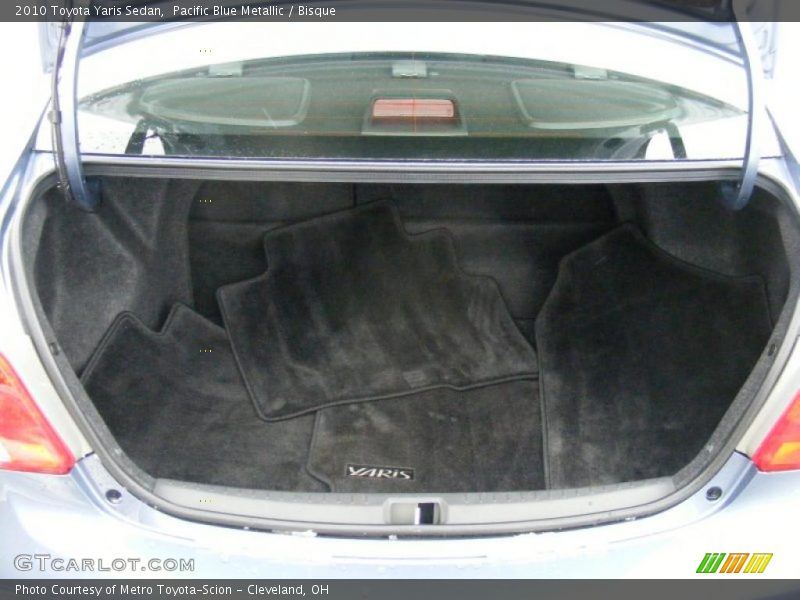 Pacific Blue Metallic / Bisque 2010 Toyota Yaris Sedan