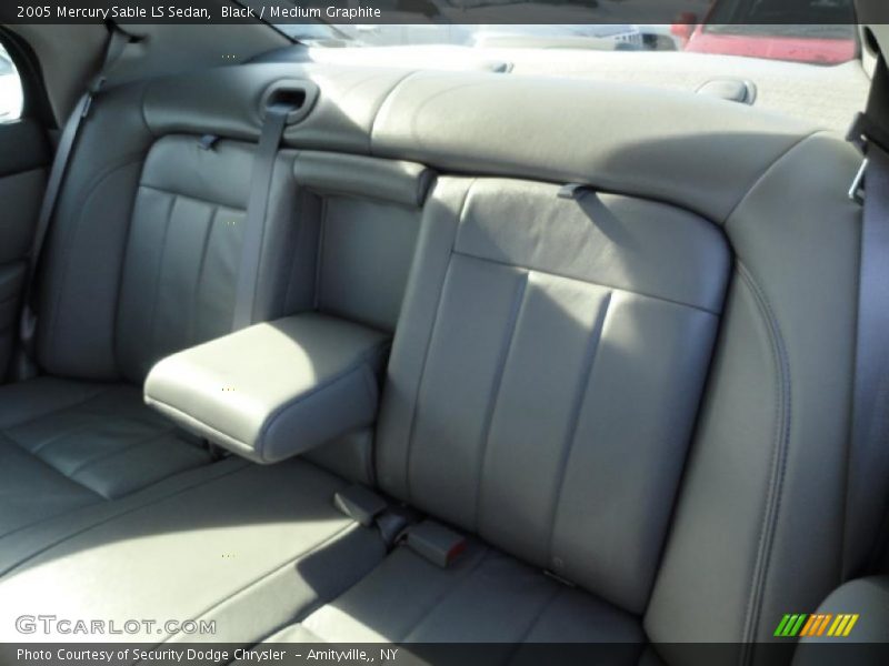 Black / Medium Graphite 2005 Mercury Sable LS Sedan