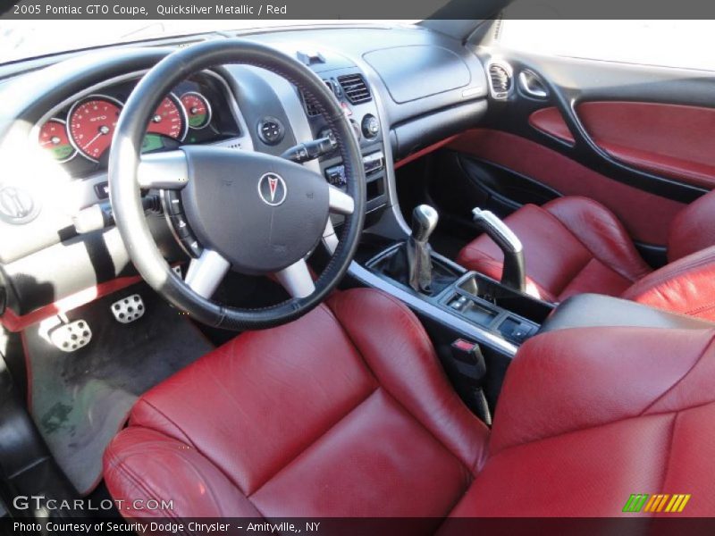 Red Interior - 2005 GTO Coupe 