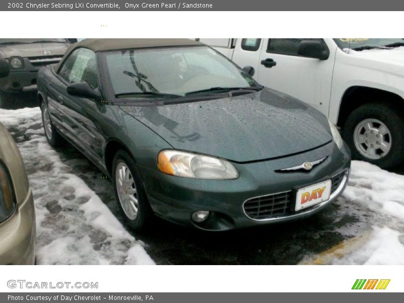 Front 3/4 View of 2002 Sebring LXi Convertible