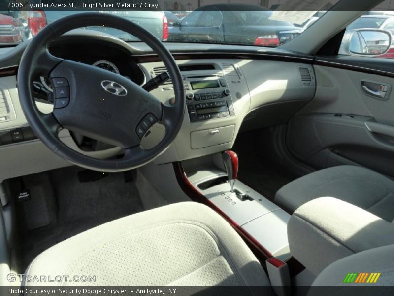 Bright Silver Metallic / Gray 2006 Hyundai Azera SE