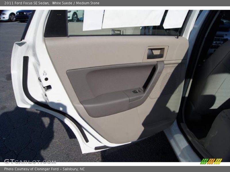 White Suede / Medium Stone 2011 Ford Focus SE Sedan