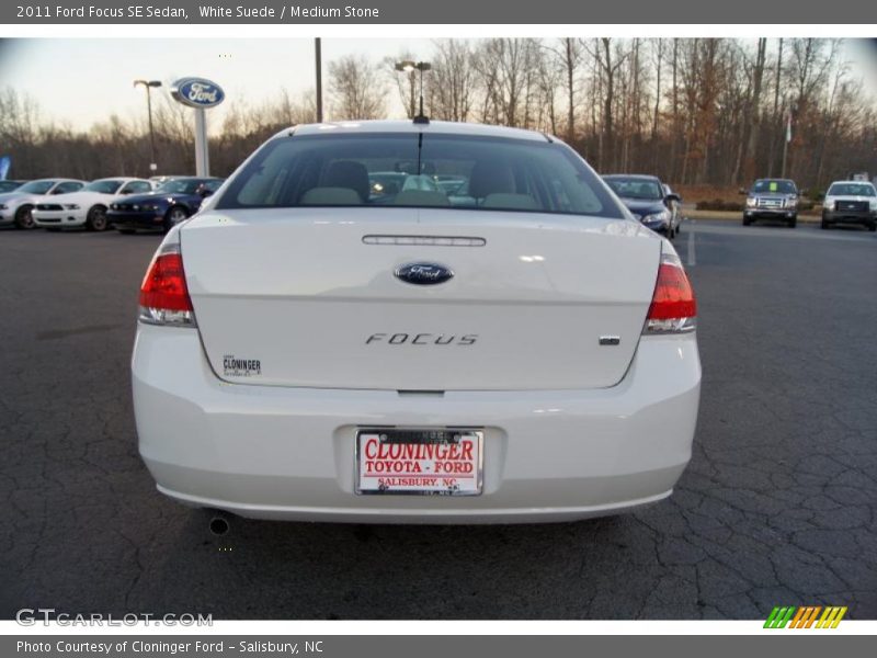 White Suede / Medium Stone 2011 Ford Focus SE Sedan