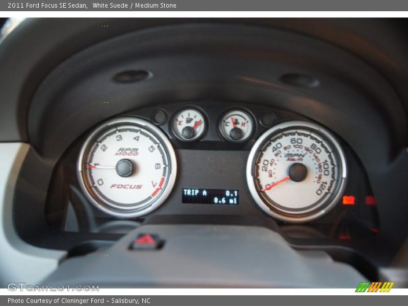 White Suede / Medium Stone 2011 Ford Focus SE Sedan