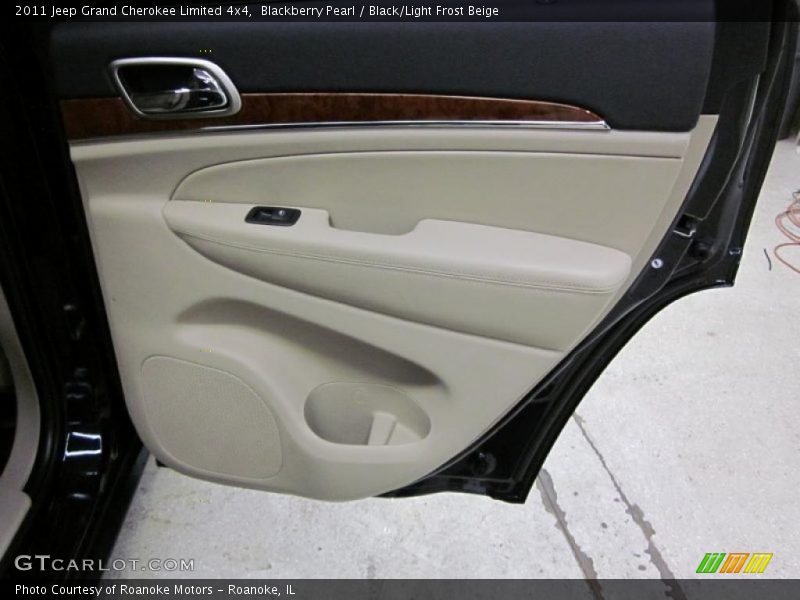 Blackberry Pearl / Black/Light Frost Beige 2011 Jeep Grand Cherokee Limited 4x4