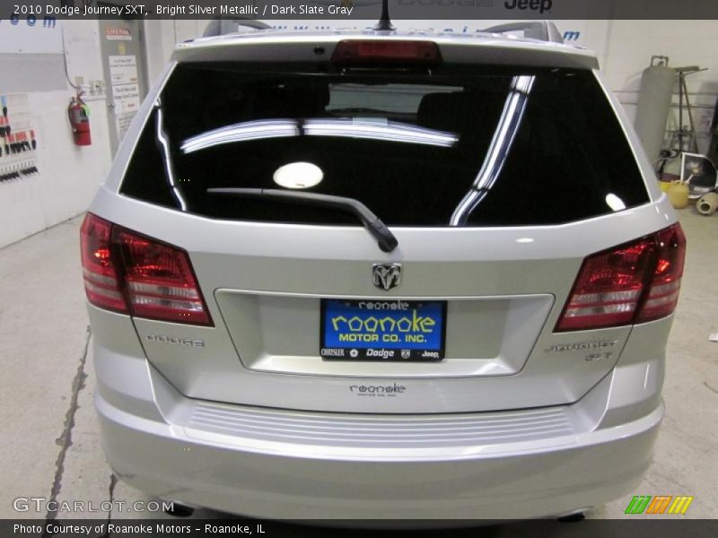 Bright Silver Metallic / Dark Slate Gray 2010 Dodge Journey SXT