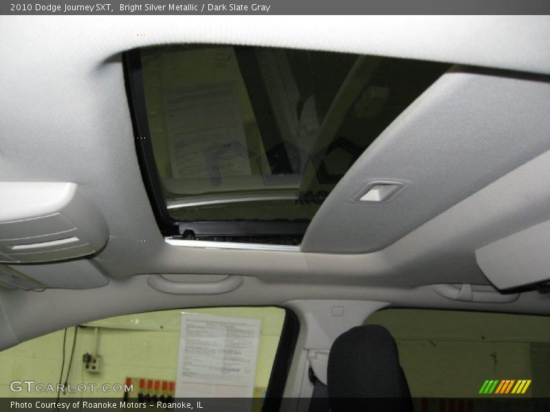 Bright Silver Metallic / Dark Slate Gray 2010 Dodge Journey SXT