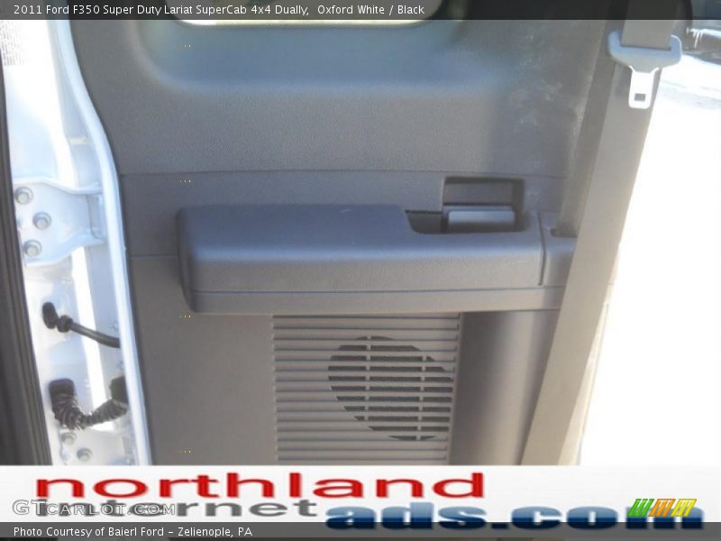 Oxford White / Black 2011 Ford F350 Super Duty Lariat SuperCab 4x4 Dually
