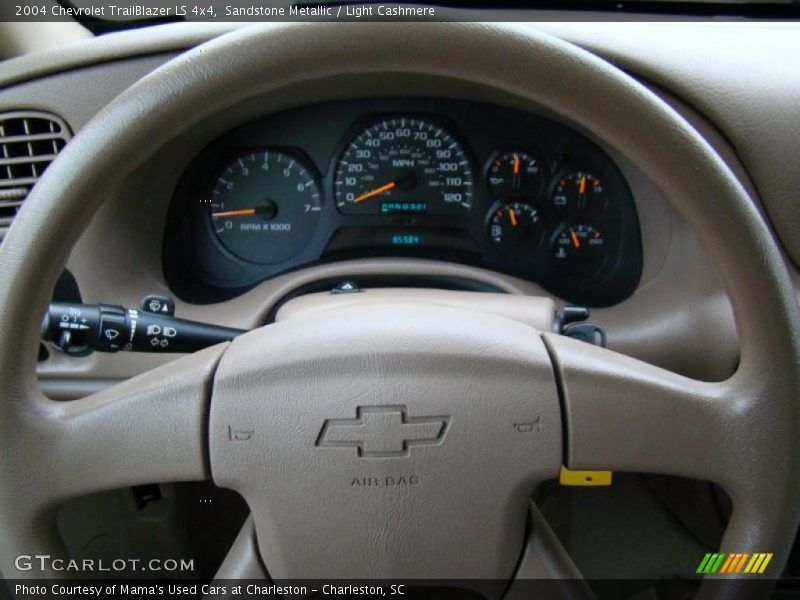 Sandstone Metallic / Light Cashmere 2004 Chevrolet TrailBlazer LS 4x4