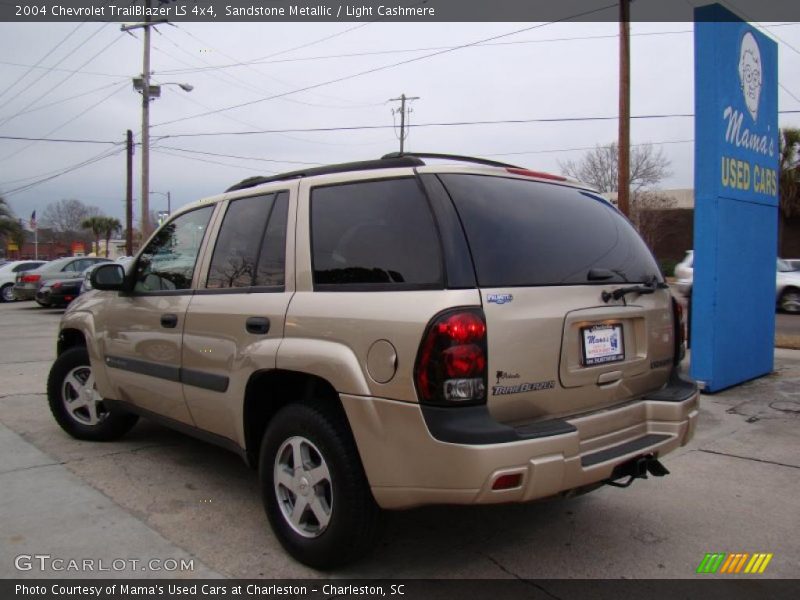 Sandstone Metallic / Light Cashmere 2004 Chevrolet TrailBlazer LS 4x4